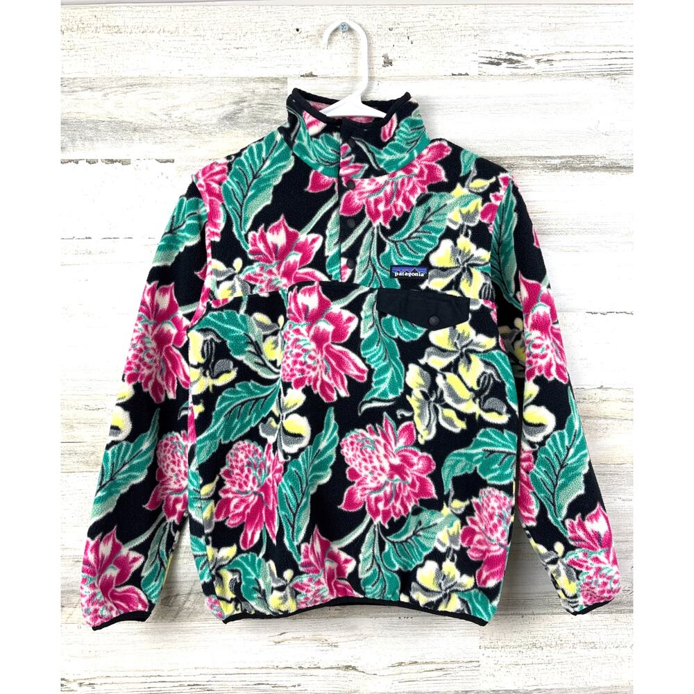 Patagonia Womens XS Black Synchilla Snap T Fleece Floral Pullover Cozy Outdoor